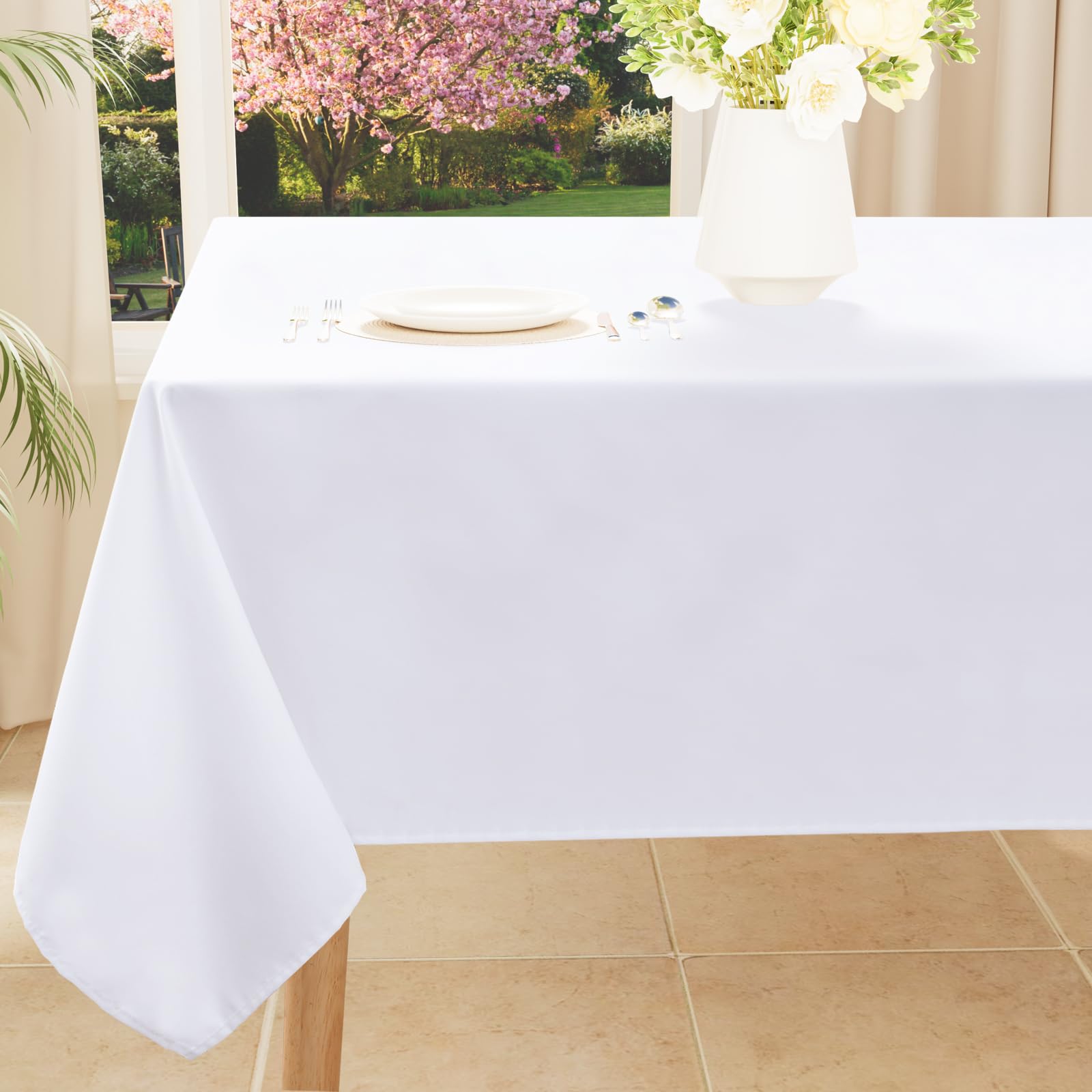 Smiry Rectangle Table Cloth, Waterproof Anti-Scratch Polyester Tablecloth, Decorative Washable Fabric Table Cover for Dining, Buffet, Parties and Outdoor, 60x84, Black