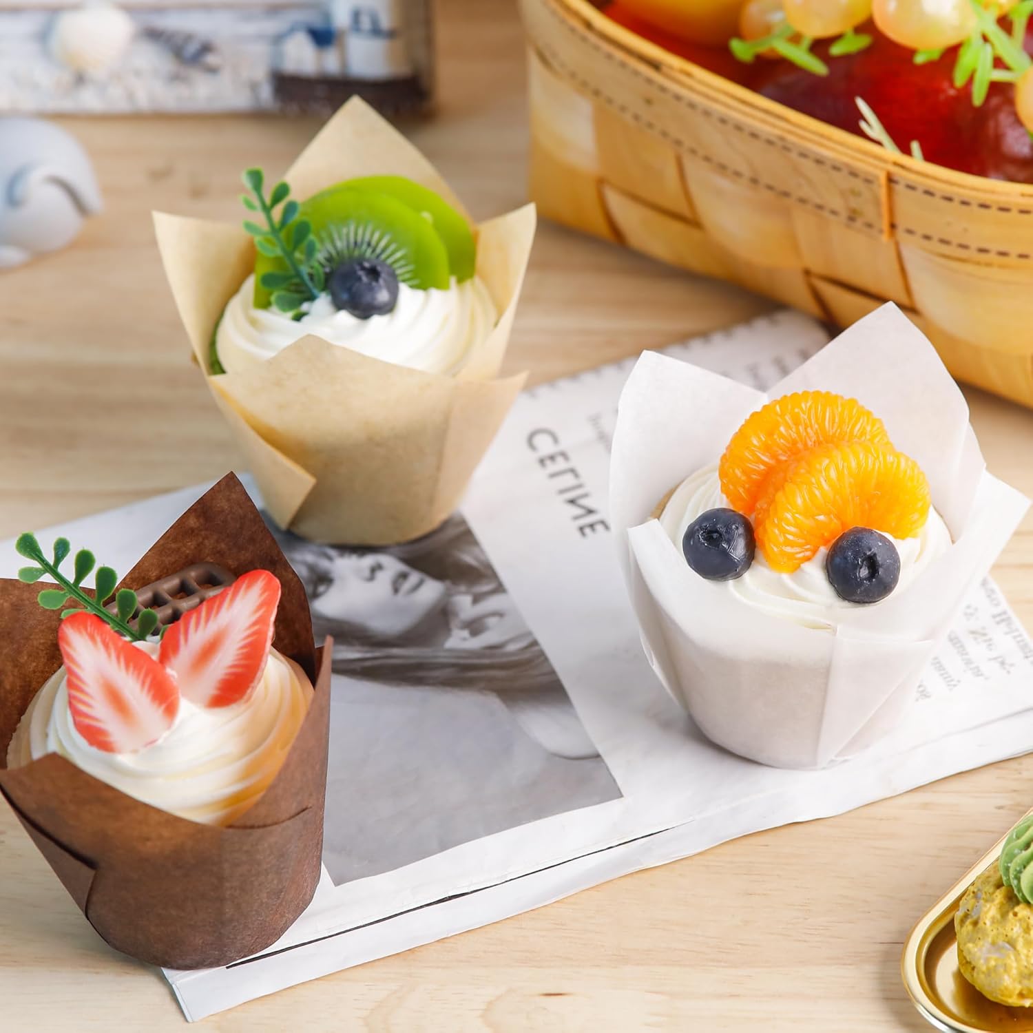 200PCS Tulip Cupcake Liners Muffin Liners for Baking Greaseproof Cupcake Wrappers Standard Size, Perfect for Parties Holidays Homemade Cupcakes and Bakery (Mixed Color)