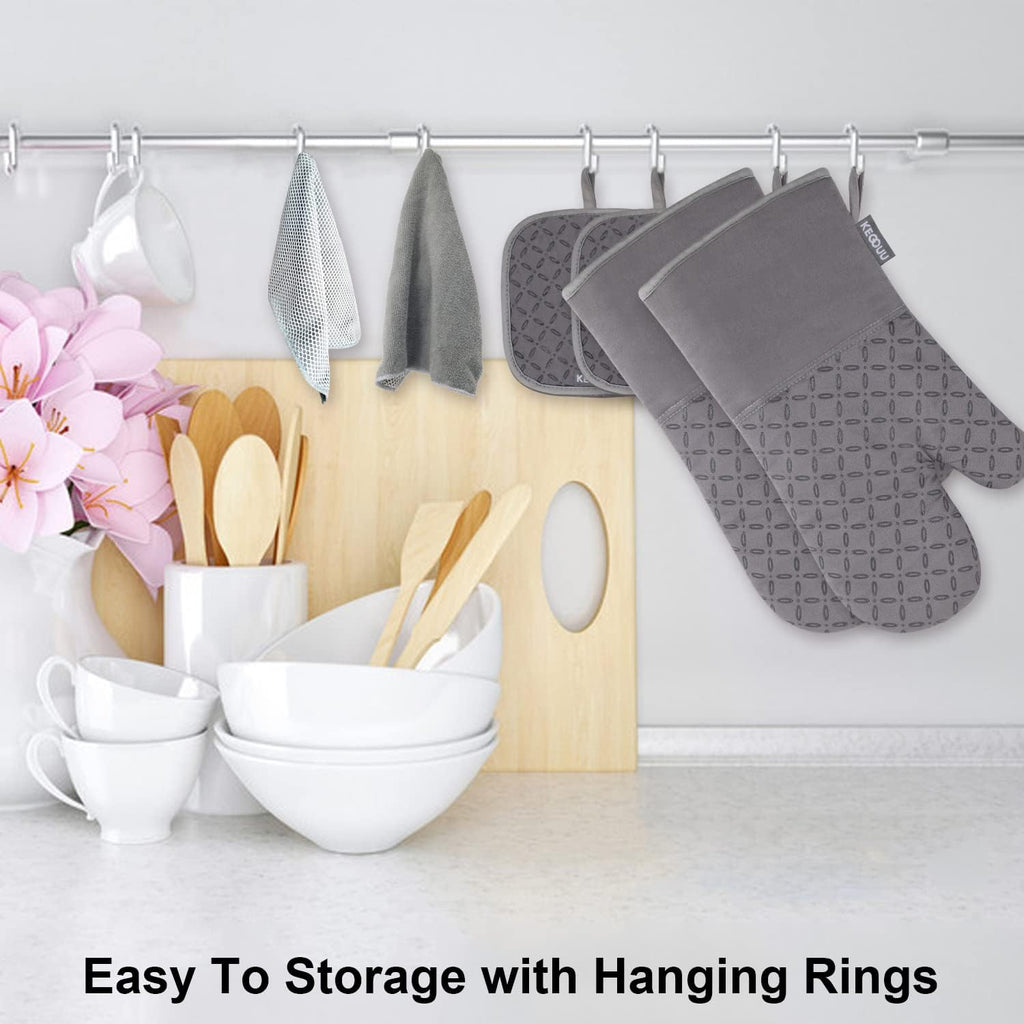 Oven Mitts and Pot Holders with Kitchen Dish Towels