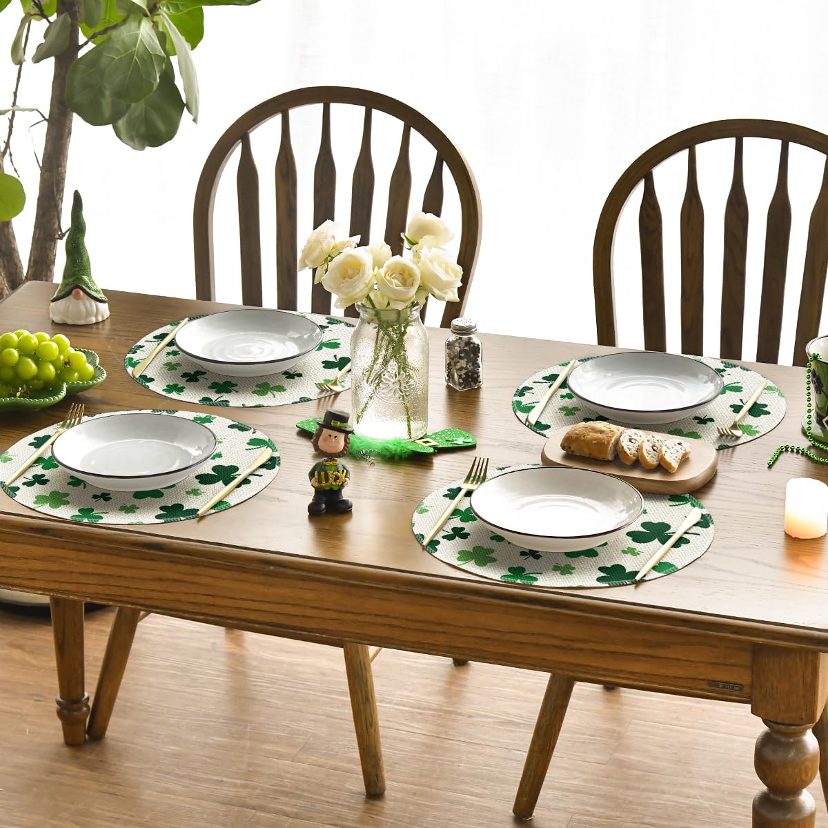 Artoid Mode Green Shamrock St. Patrick's Day Placemats Set of 4, 12x18 Inch Seasonal Spring Table Mats for Party Kitchen Dining Decoration