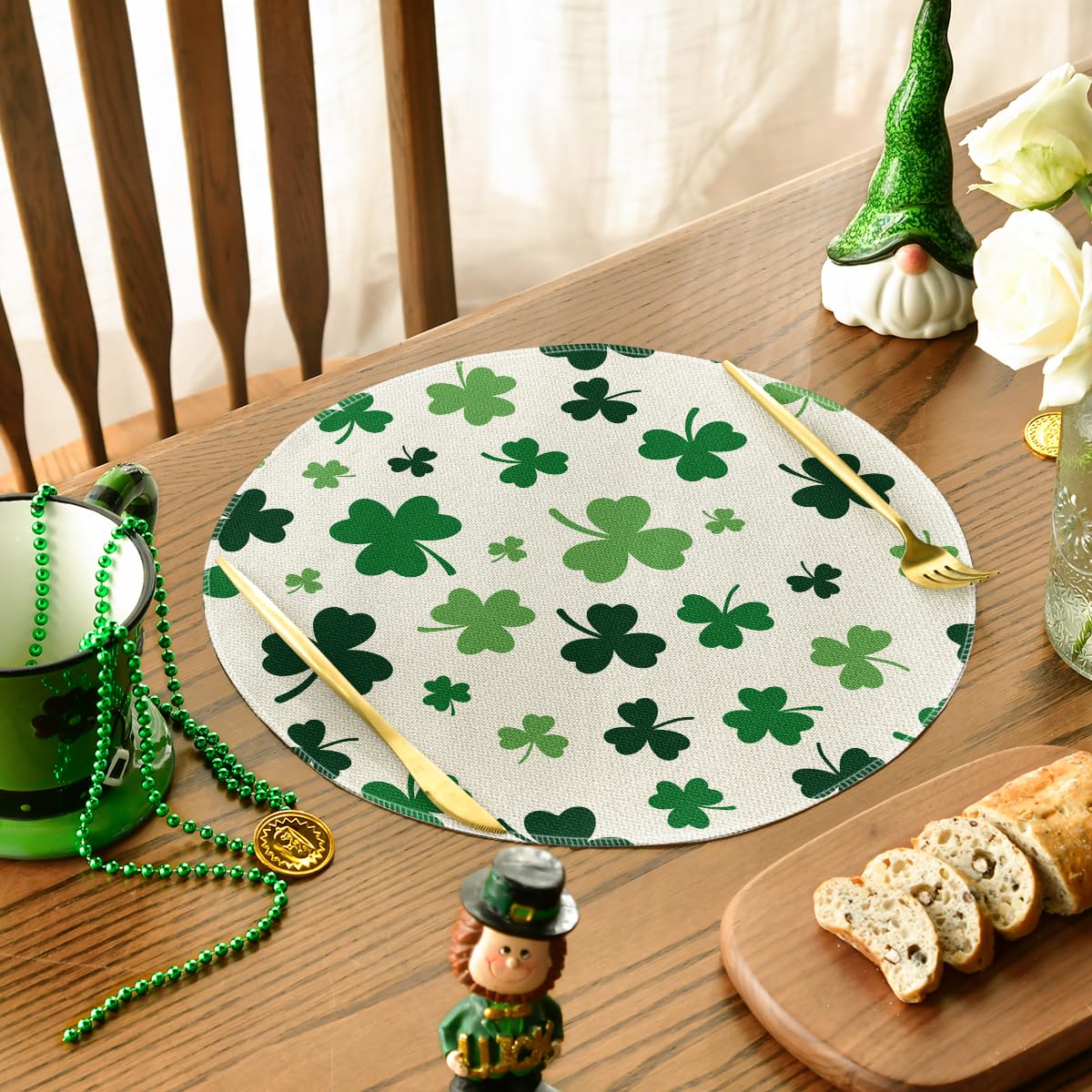 Artoid Mode Green Shamrock St. Patrick's Day Placemats Set of 4, 12x18 Inch Seasonal Spring Table Mats for Party Kitchen Dining Decoration