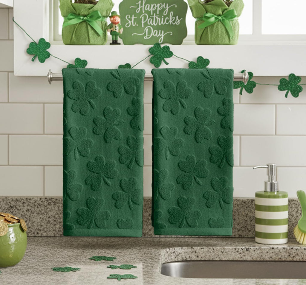 Artoid Mode 2 Pcs Dark Green 3D Shamrock Jacquard Patrick Hand Towels for Bathroom, 100% Cotton Soft Absorbent Bathroom Decor Towels, 13.7 x 29.5 Inch