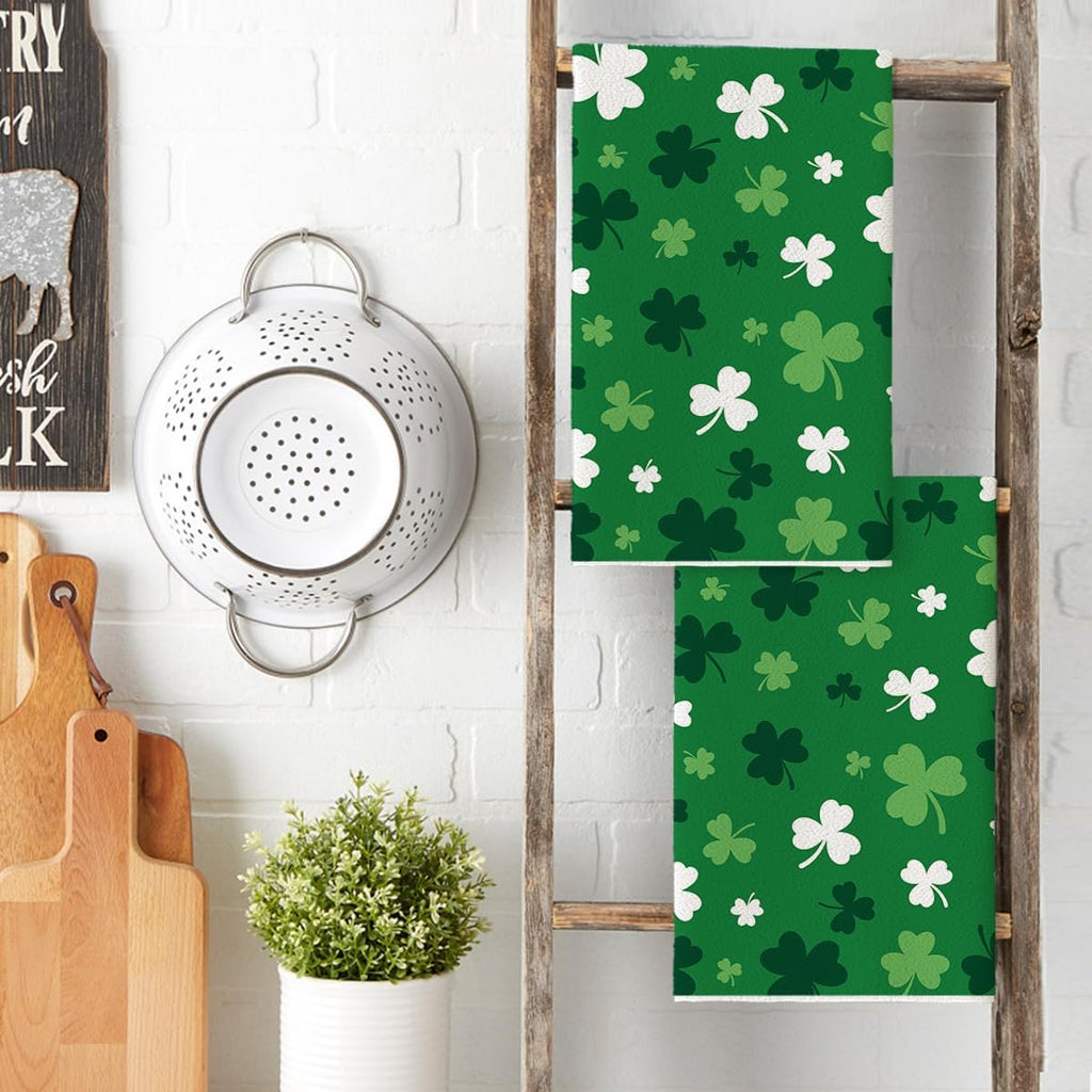 Artoid Mode Green Clover Shamrock St. Patrick's Day Kitchen Towels Dish Towels, 18x26 Inch Farmhouse Holiday Spring Decoration Hand Towels Set of 2