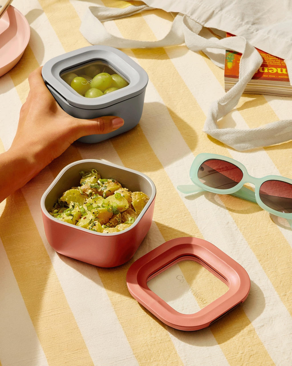 Caraway Glass Food Storage - 6.6 Cup Glass Container - Ceramic Coated Food Container - Non Stick Lunch Box Container with Lids - Dishwasher, Oven, & Microwave Safe - Cream