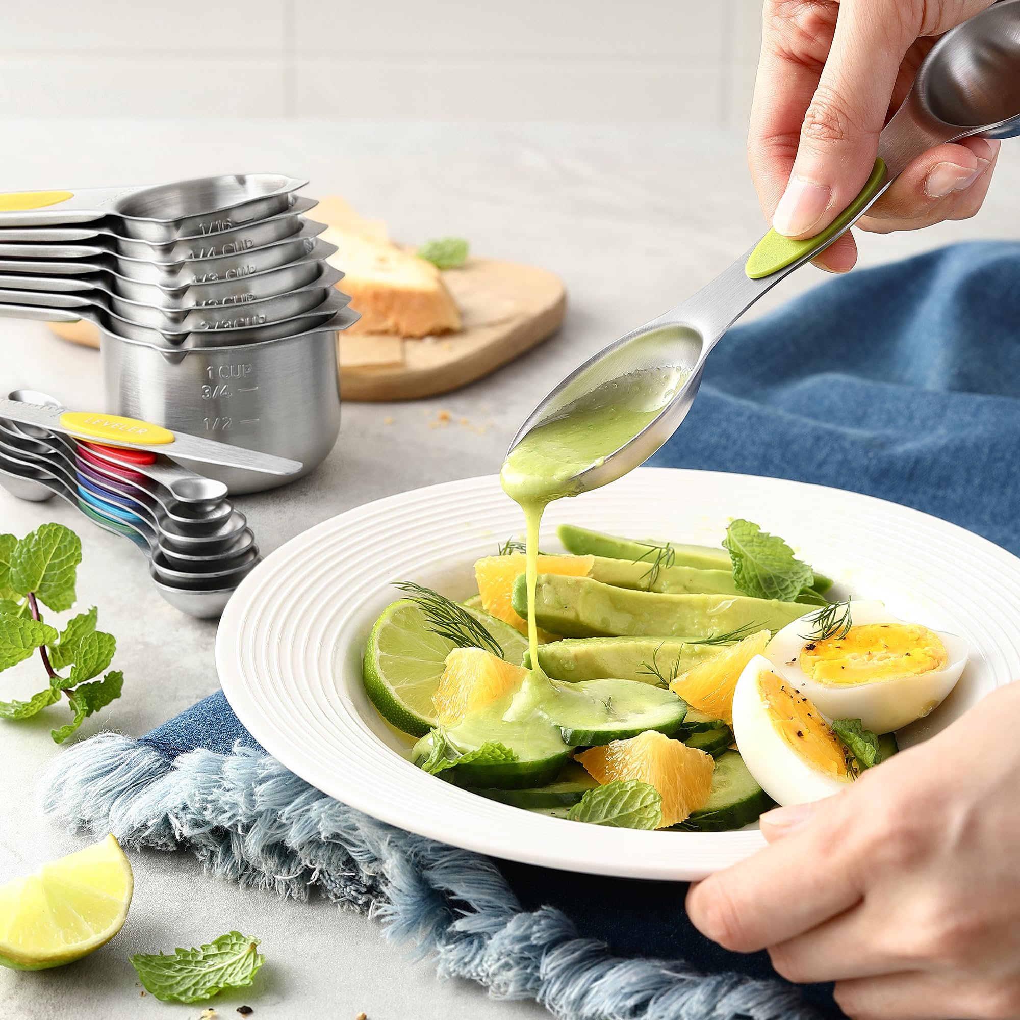 Spring Chef Magnetic Measuring Cups & Spoons Set, Patented, Strong N45 Magnets, Heavy Duty Stainless Steel Fits in Spice Jars for Baking & Cooking, BPA Free, Round Set of 15 with Leveler, Black