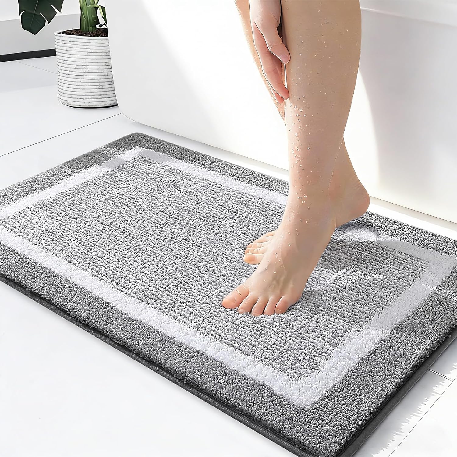 OLANLY Bathroom Rugs 24x16, Extra Soft and Absorbent Microfiber Bath Mat, Non-Slip, Machine Washable, Quick Dry Shaggy Bath Carpet, Suitable for Bathroom Floor, Tub, Shower (Small, Grey)