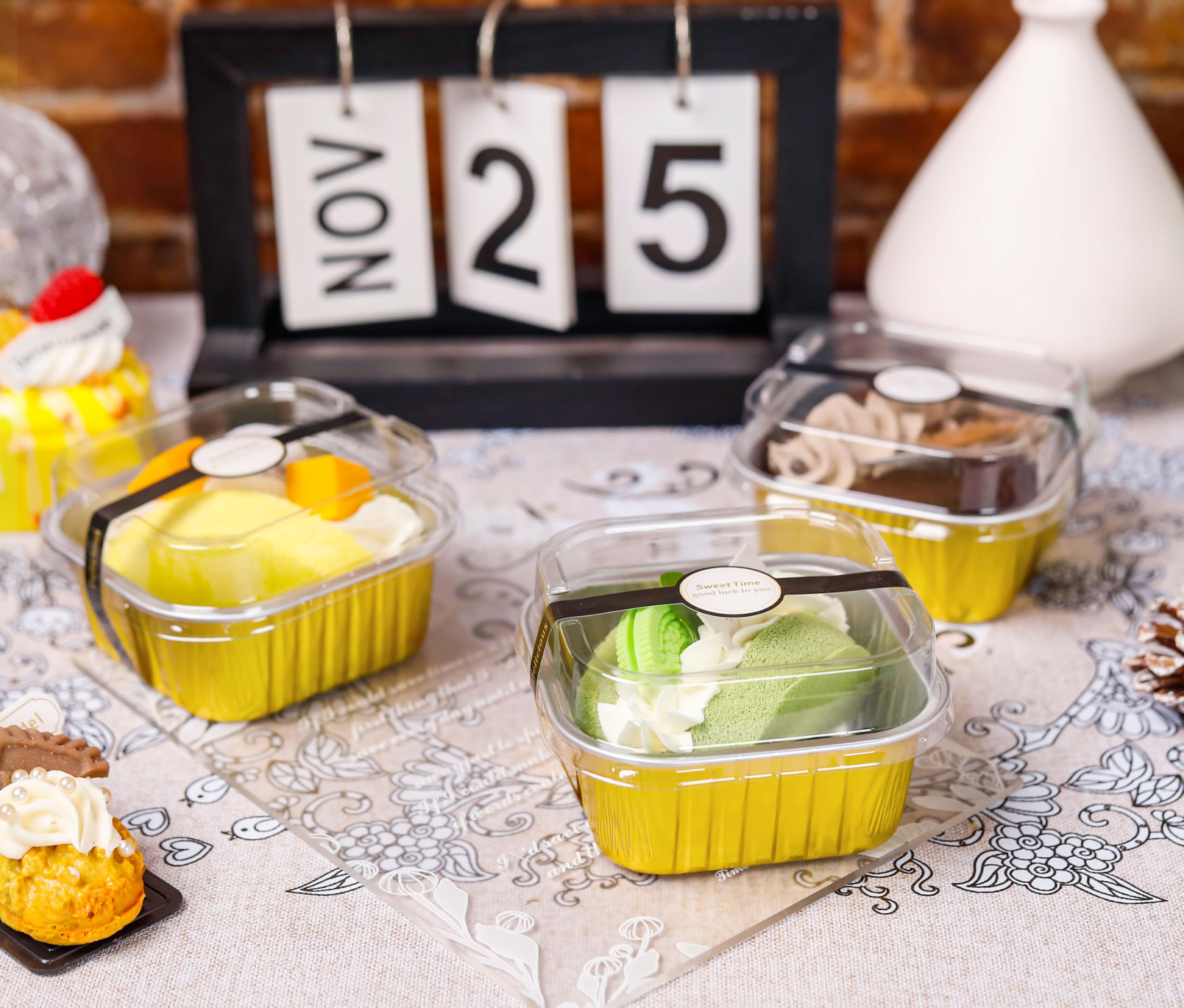 60 Pack Mini Cake Pans with Lids Mini Aluminum Pans, Disposable Loaf Pans Cupcake Liners with Lids for Pudding, Souffle, Party, Wedding(Pink, 5 oz)