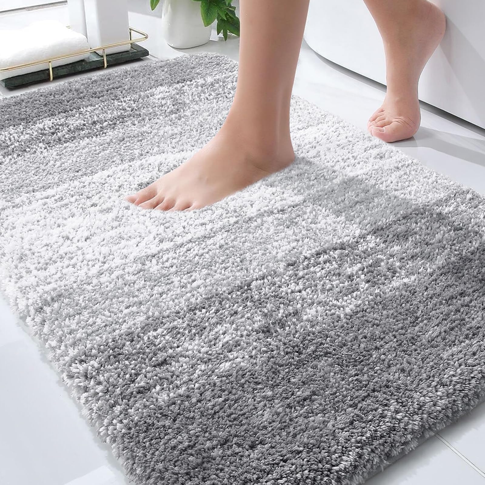 OLANLY Bathroom Rugs Mat 30x20, Extra Soft Absorbent Microfiber Bath Rugs, Rubber Backing, Quick Dry, Machine Washable Bath Mats for Bathroom Floor, Tub and Shower, Home Decor Accessories, Grey
