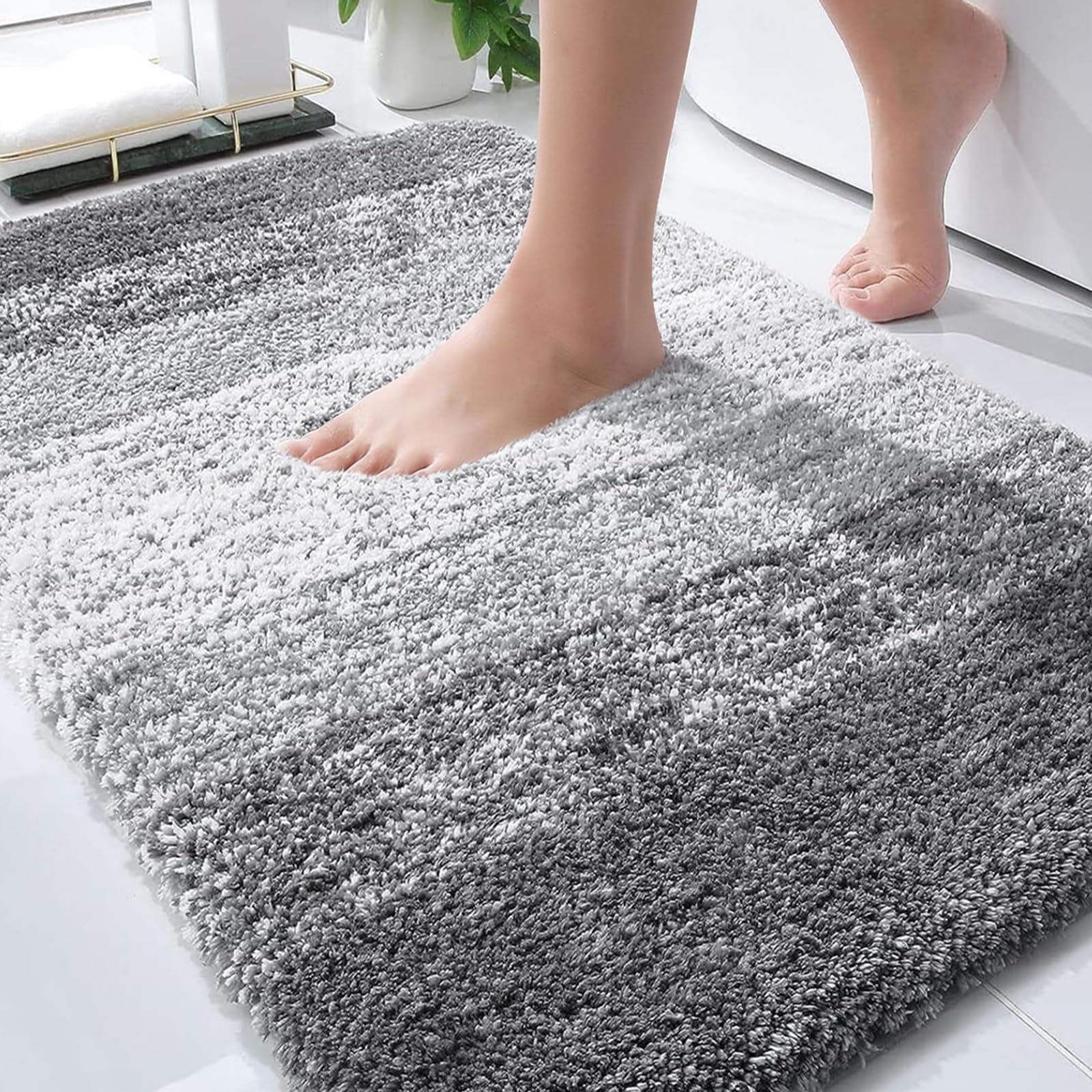 OLANLY Bathroom Rugs Mat 30x20, Extra Soft Absorbent Microfiber Bath Rugs, Rubber Backing, Quick Dry, Machine Washable Bath Mats for Bathroom Floor, Tub and Shower, Home Decor Accessories, Grey