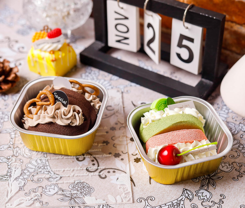 50 Pcs Mini Cake Pans with Lids and Spoons Aluminum Foil Mini Square Baking Cups with Lids Disposable Ramekins Cake Pans Dessert Cups for Wedding Birthday Party(Pink,5oz)