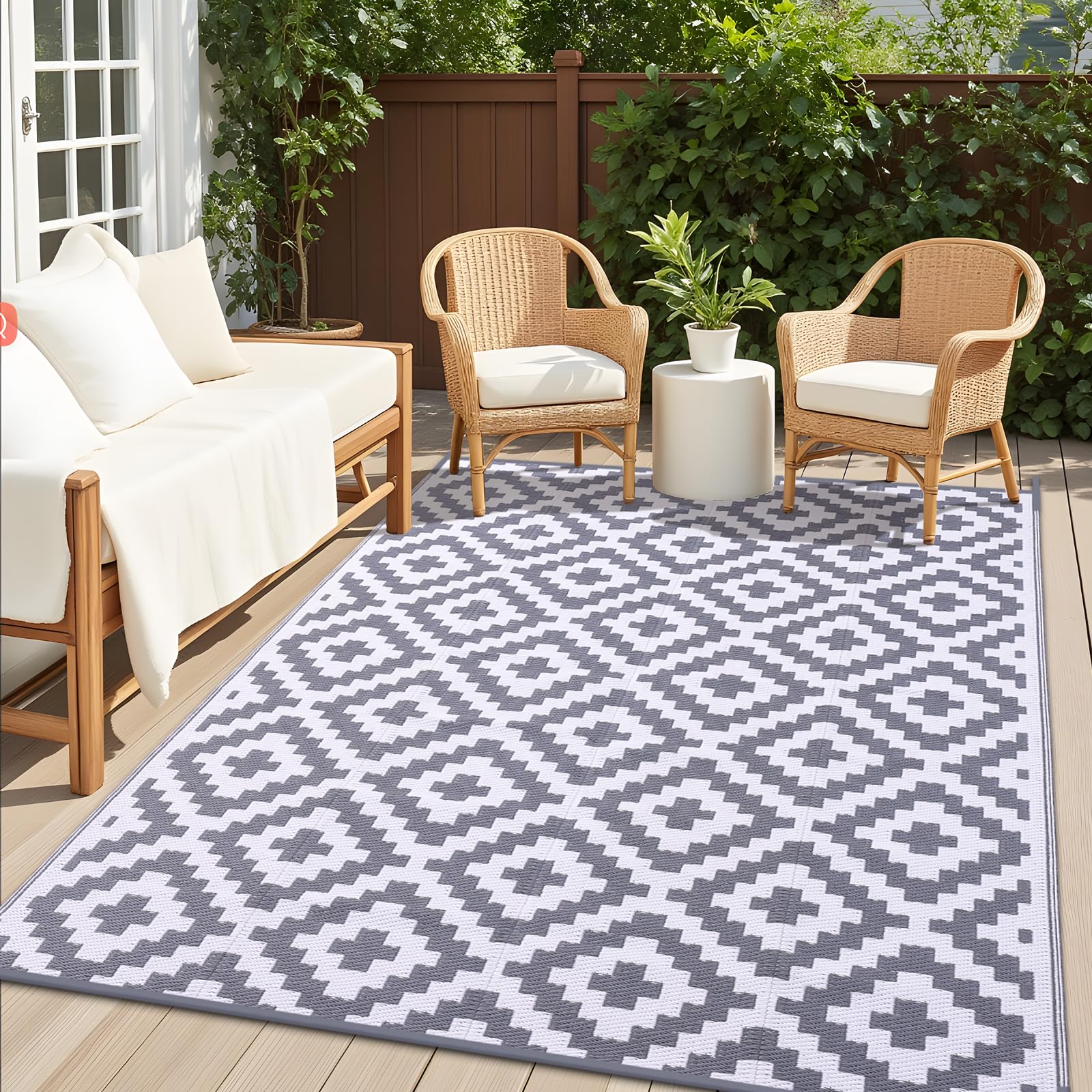 OLANLY Waterproof Outdoor Rug 5x8 ft, Outdoor Plastic Straw Rug for Camping, RV Mat Outside, Indoor Outdoor Carpet for Porch, Deck, Backyard, Balcony, Picnic, Black & White