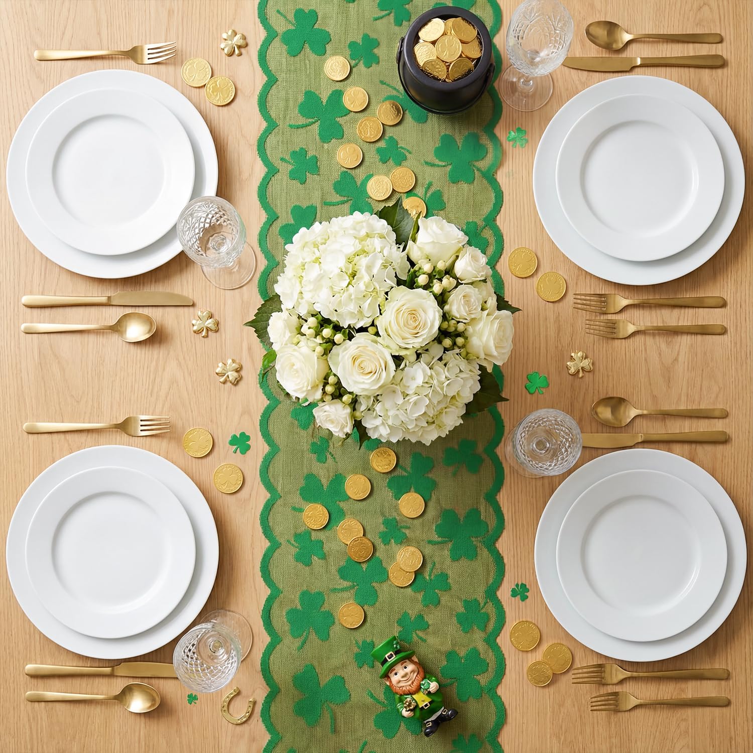 Artoid Mode Lace Jacquard Shamrock Clover Lucky St Patrick's Day Table Runner, Kitchen Dining Table Decoration for Home Party Decor 13x72 Inch