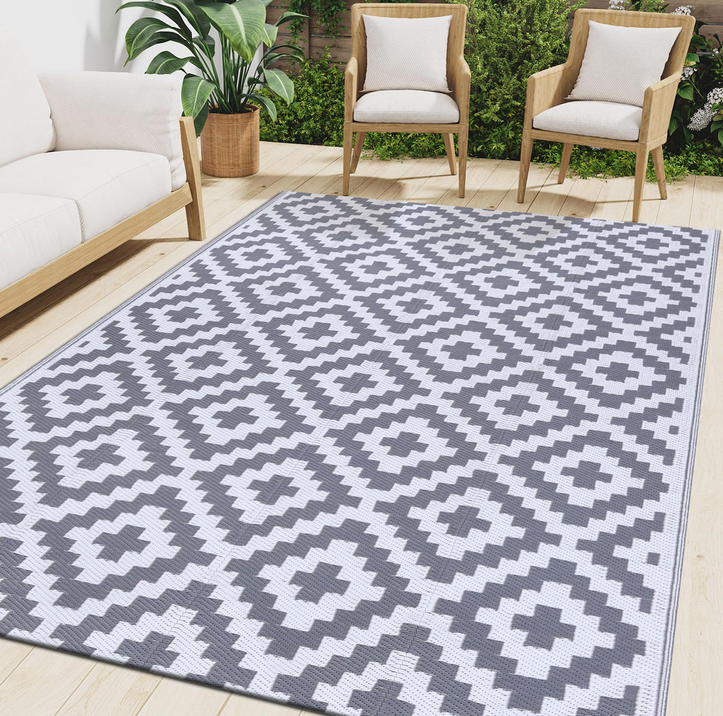 Smiry Waterproof Outdoor Rug 5x8 ft, Reversible Plastic Straw Patio Camping Rugs, Outdoor Indoor RV Mat Carpet for Patio, Outside Entry, Backyard, Deck, Bench, Picnic, Camper, Black & Beige