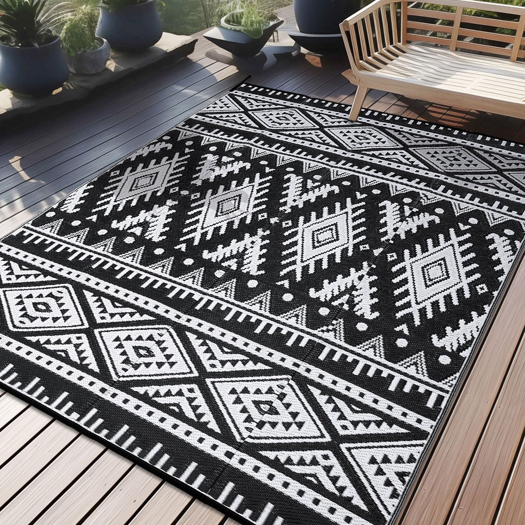 OLANLY Outdoor Rug Waterproof 5x8 ft, Reversible Outdoor Plastic Straw Rug, Boho Patio Rug, Indoor Outdoor Carpet, RV Mat Outside for Patio, Camp, Picnic, Balcony, Deck, Backyard, Black & White