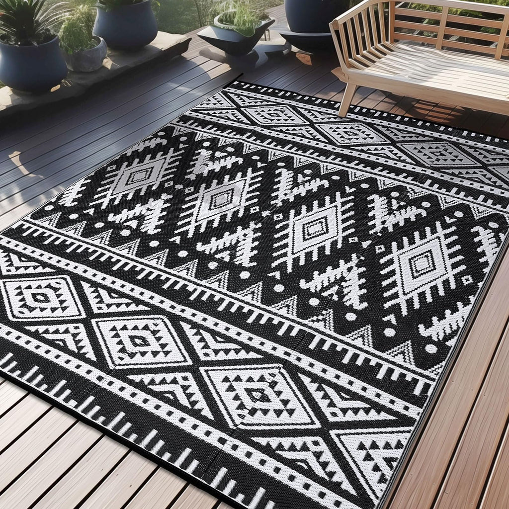OLANLY Outdoor Rug Waterproof 5x8 ft, Reversible Outdoor Plastic Straw Rug, Boho Patio Rug, Indoor Outdoor Carpet, RV Mat Outside for Patio, Camp, Picnic, Balcony, Deck, Backyard, Black & White