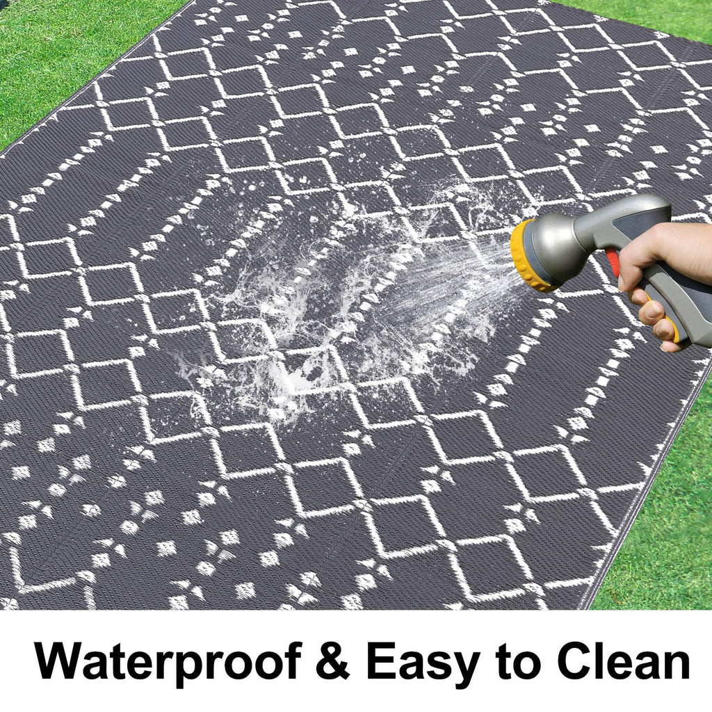 Smiry Waterproof Outdoor Rug 5x8 ft, Reversible Plastic Straw Patio Camping Rugs, Outdoor Indoor RV Mat Carpet for Patio, Outside Entry, Backyard, Deck, Bench, Picnic, Camper, Black & Beige