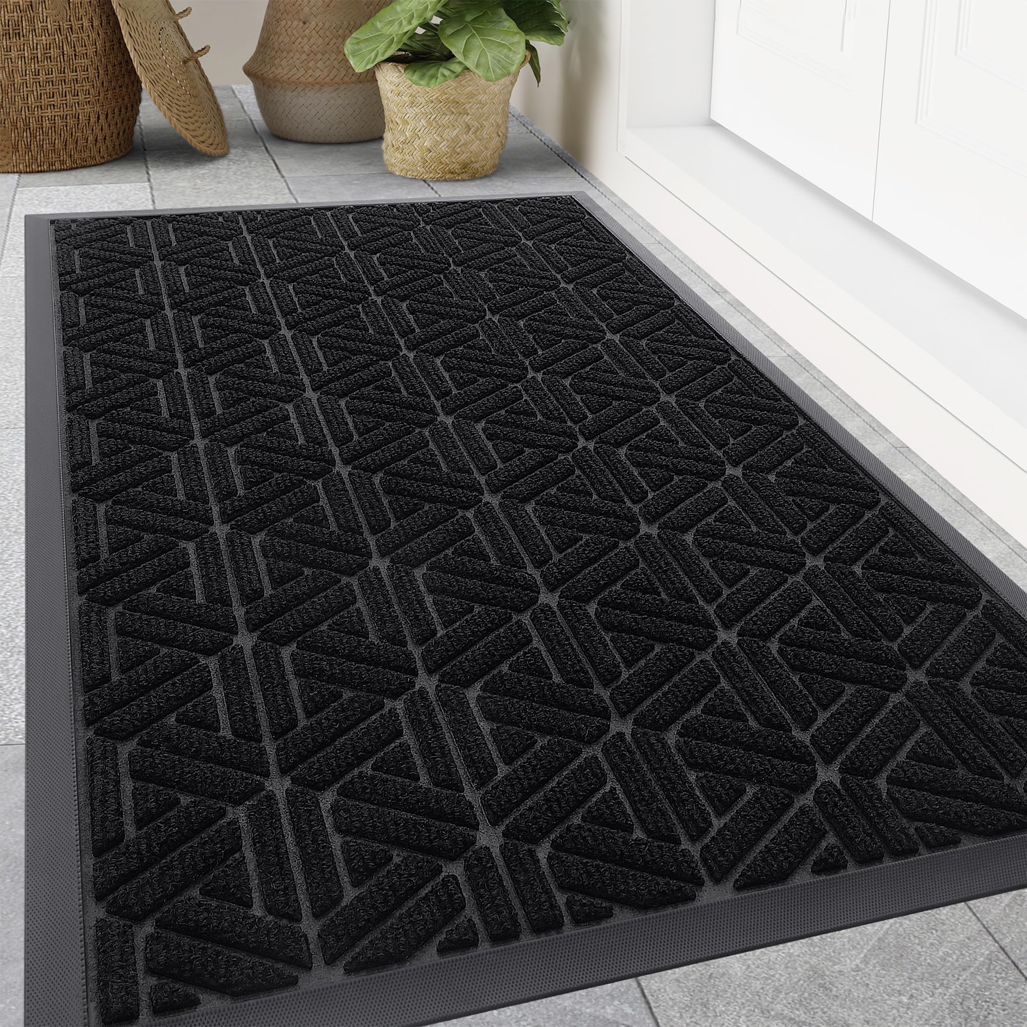 Smiry Front Door Mat Outside Entrance, Heavy Duty Sturdy Natural Rubber Doormat, Trap Dirt and Moisture, Easy Clean Low Profile Mats for Indoor Outdoor Entry, Irregular Triangle (29.5x17, Black)
