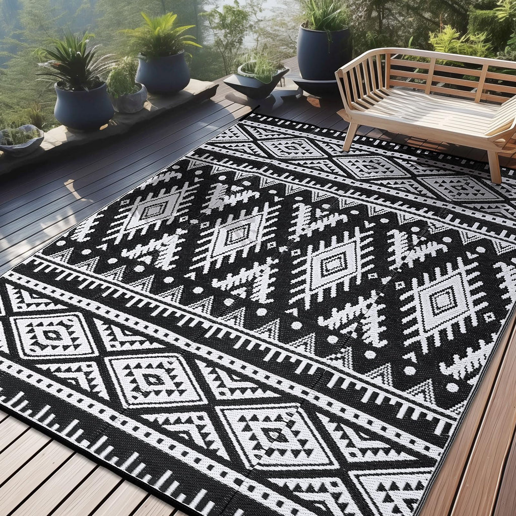 OLANLY Outdoor Rug Waterproof 5x8 ft, Reversible Outdoor Plastic Straw Rug, Boho Patio Rug, Indoor Outdoor Carpet, RV Mat Outside for Patio, Camp, Picnic, Balcony, Deck, Backyard, Black & White