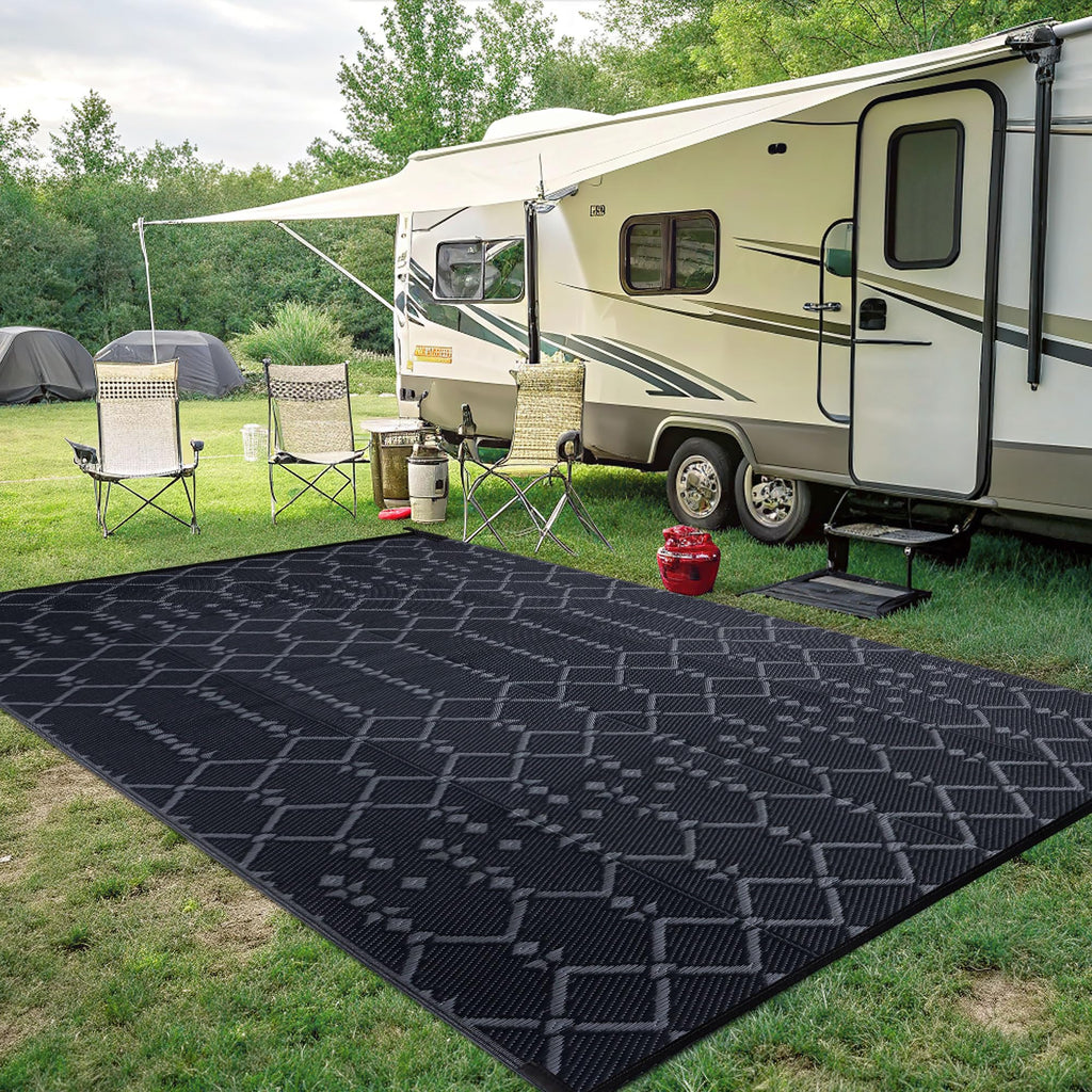 Smiry Waterproof Outdoor Rug 5x8 ft, Reversible Plastic Straw Patio Camping Rugs, Outdoor Indoor RV Mat Carpet for Patio, Outside Entry, Backyard, Deck, Bench, Picnic, Camper, Black & Beige