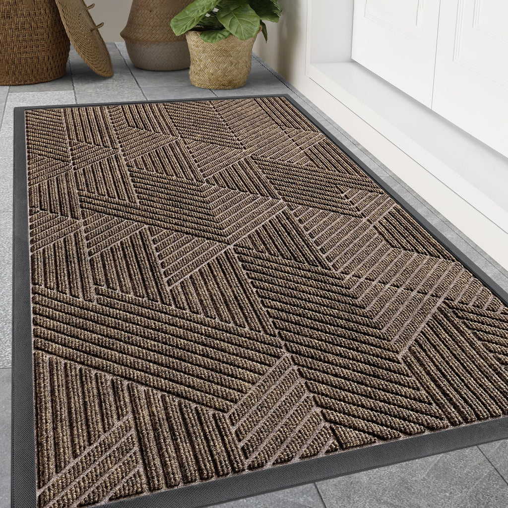 Smiry Front Door Mat Outside Entrance, Heavy Duty Sturdy Natural Rubber Doormat, Trap Dirt and Moisture, Easy Clean Low Profile Mats for Indoor Outdoor Entry, Irregular Triangle (29.5x17, Black)