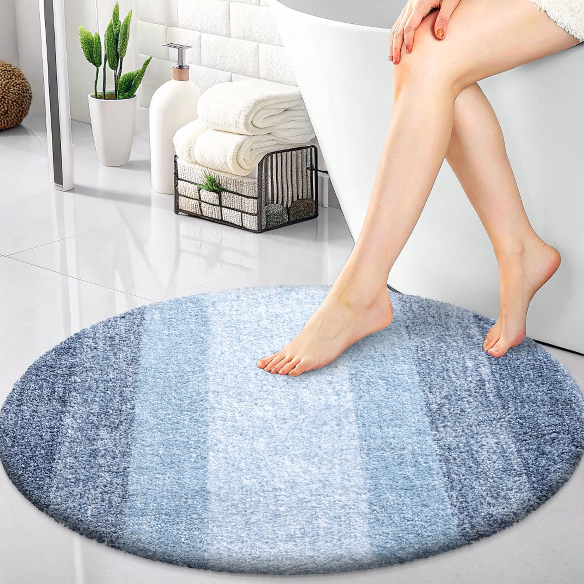 OLANLY 30-inch Round Bathroom Rugs, Extra Soft and Absorbent Microfiber Bath Rugs, Quick Dry Machine Washable Bath Mats for Bathroom Floor, Tub and Shower, Home Decor Accessories, Grey