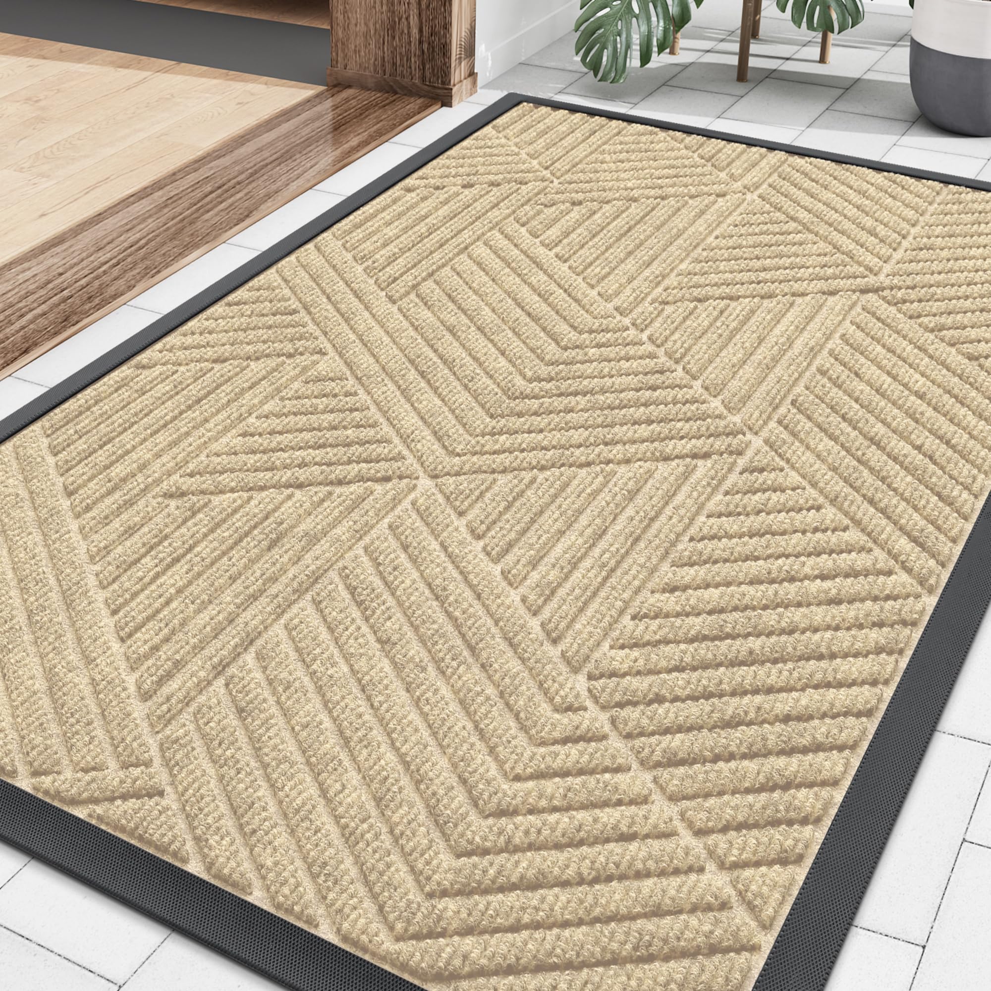 Smiry Front Door Mat Outside Entrance, Heavy Duty Sturdy Natural Rubber Doormat, Trap Dirt and Moisture, Easy Clean Low Profile Mats for Indoor Outdoor Entry, Irregular Triangle (29.5x17, Black)