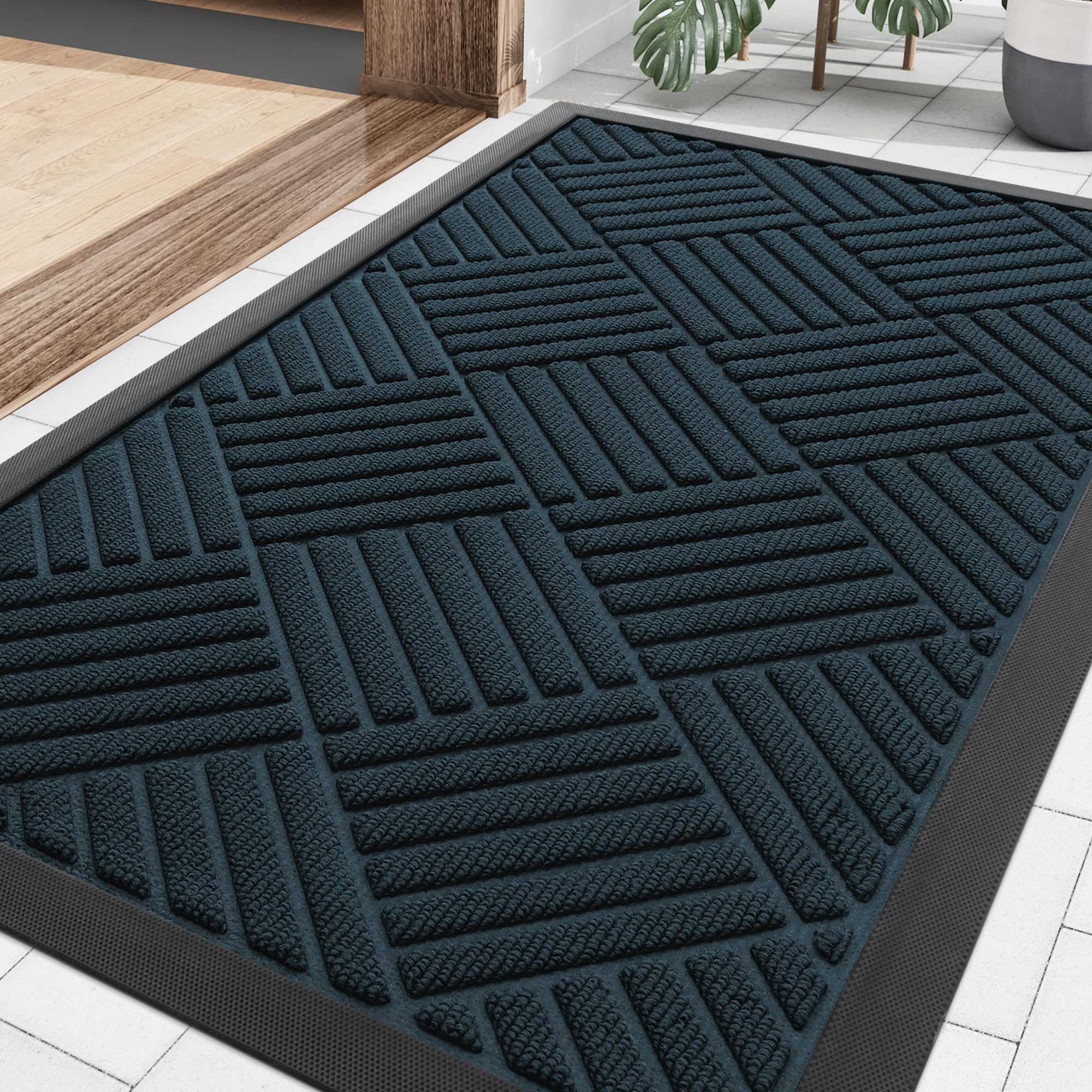Smiry Front Door Mat Outside Entrance, Heavy Duty Outdoor Indoor Natural Rubber Doormat, Non Slip, Trap Dirt and Moisture, Easy Clean, Low Profile Patio Porch Entryway Mat, 29.5x17, Grey