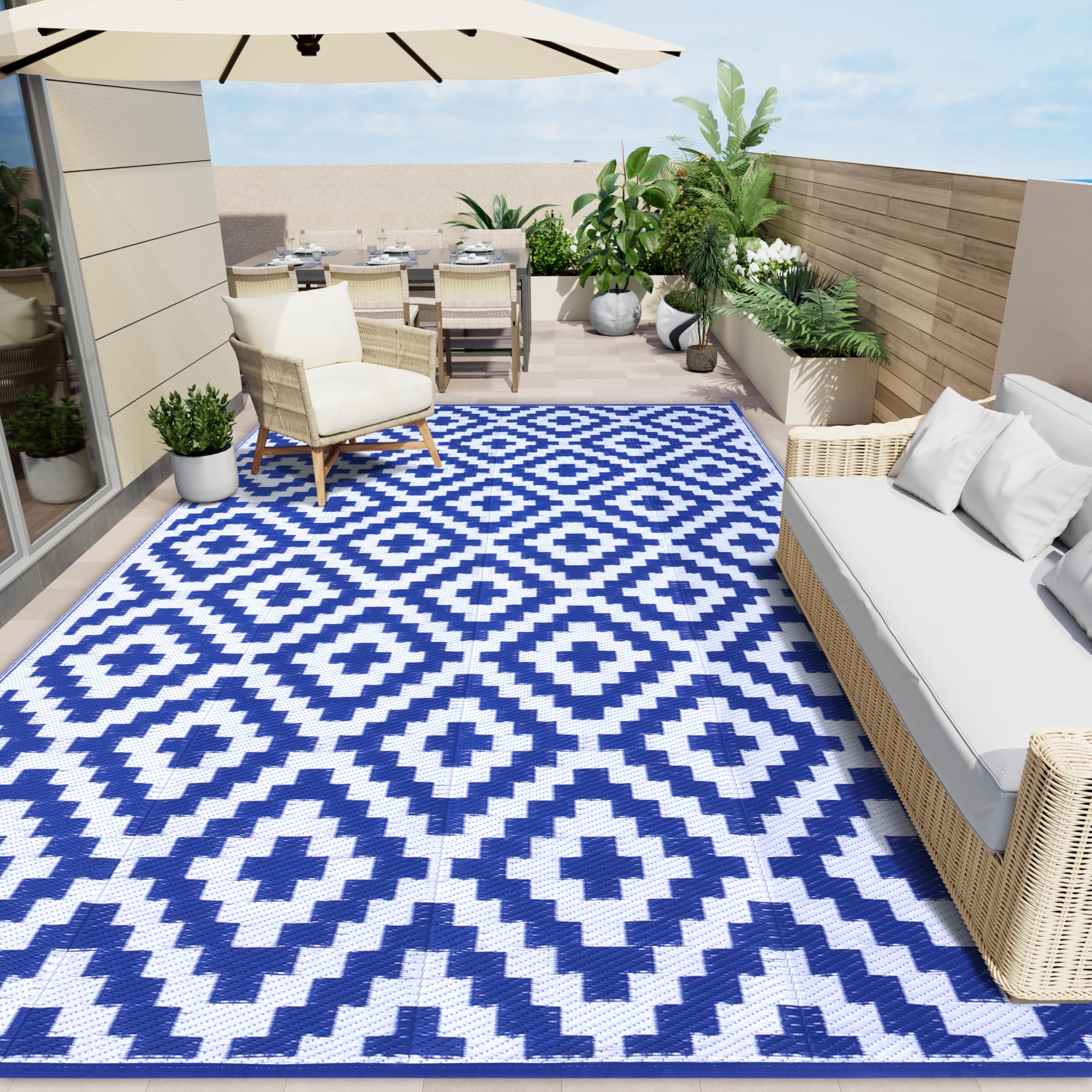 OLANLY Waterproof Outdoor Rug 5x8 ft, Outdoor Plastic Straw Rug for Camping, RV Mat Outside, Indoor Outdoor Carpet for Porch, Deck, Backyard, Balcony, Picnic, Black & White