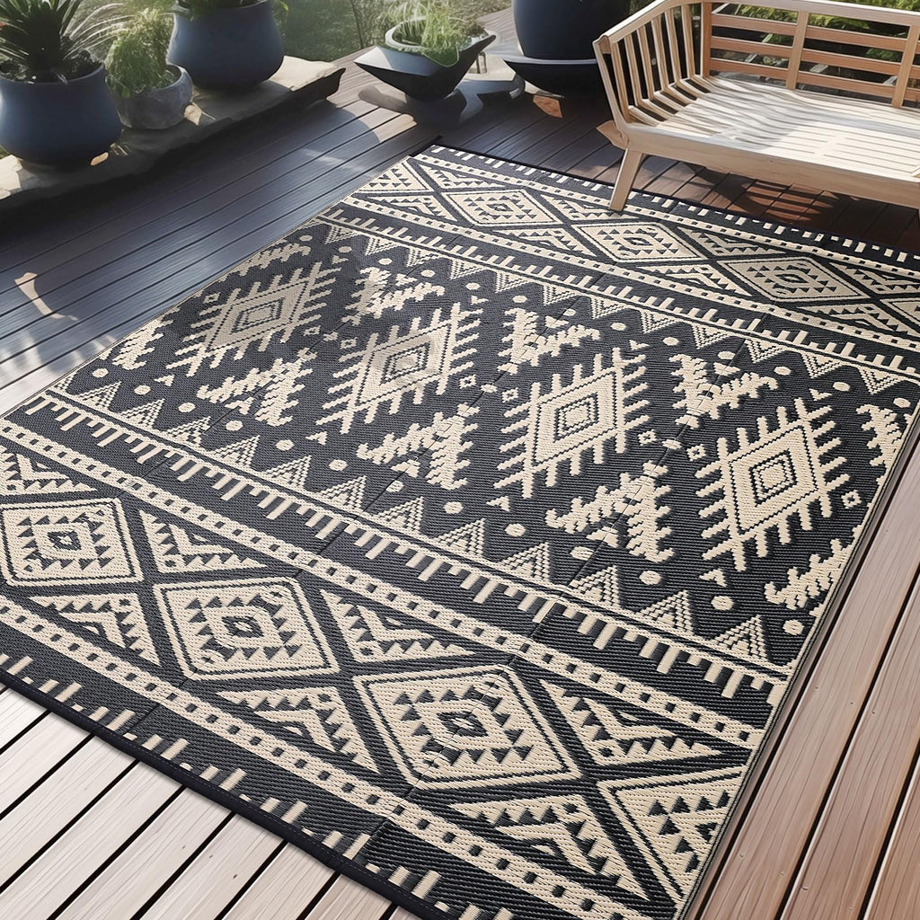 OLANLY Outdoor Rug Waterproof 5x8 ft, Reversible Outdoor Plastic Straw Rug, Boho Patio Rug, Indoor Outdoor Carpet, RV Mat Outside for Patio, Camp, Picnic, Balcony, Deck, Backyard, Black & White