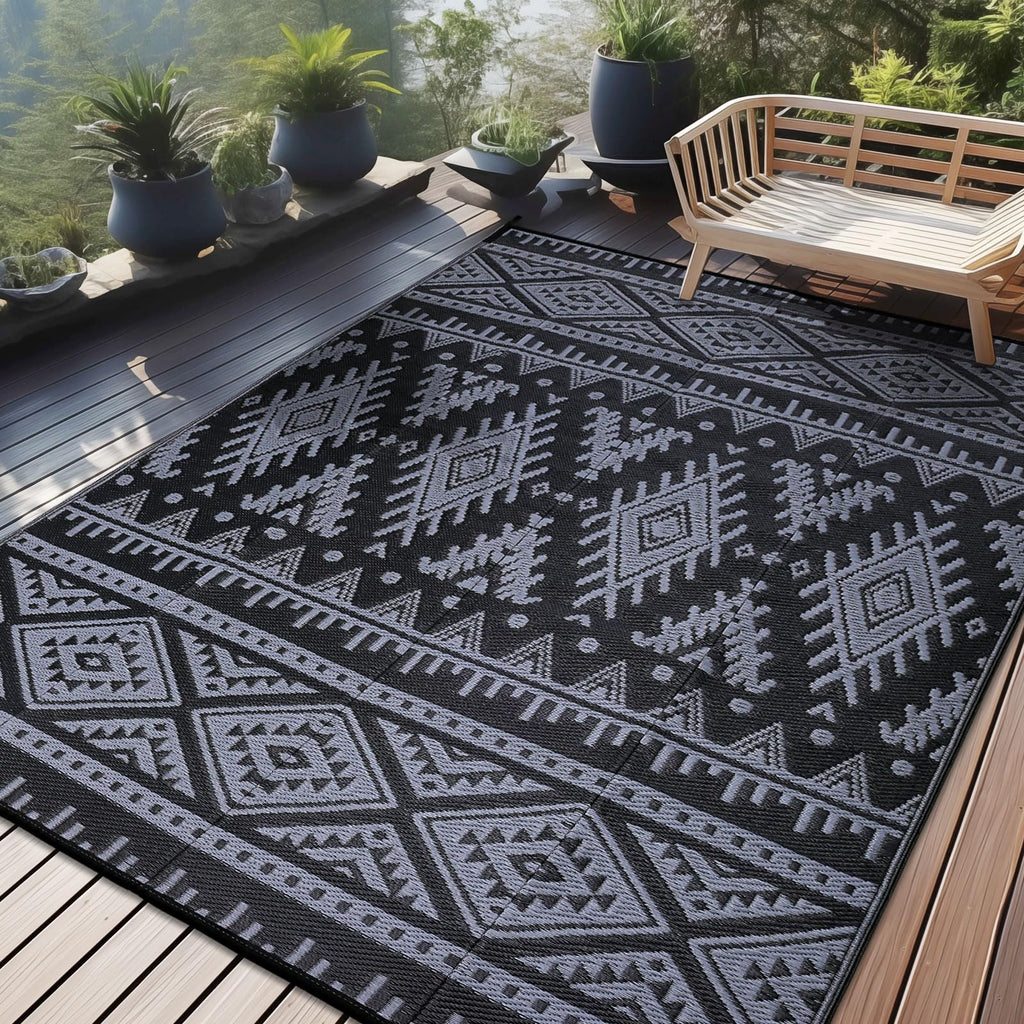 OLANLY Outdoor Rug Waterproof 5x8 ft, Reversible Outdoor Plastic Straw Rug, Boho Patio Rug, Indoor Outdoor Carpet, RV Mat Outside for Patio, Camp, Picnic, Balcony, Deck, Backyard, Black & White