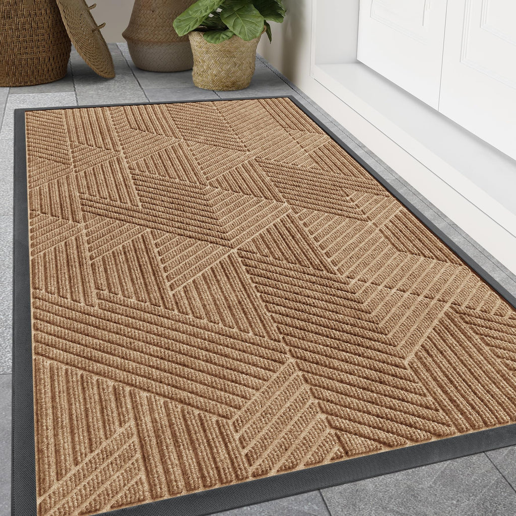 Smiry Front Door Mat Outside Entrance, Heavy Duty Sturdy Natural Rubber Doormat, Trap Dirt and Moisture, Easy Clean Low Profile Mats for Indoor Outdoor Entry, Irregular Triangle (29.5x17, Black)
