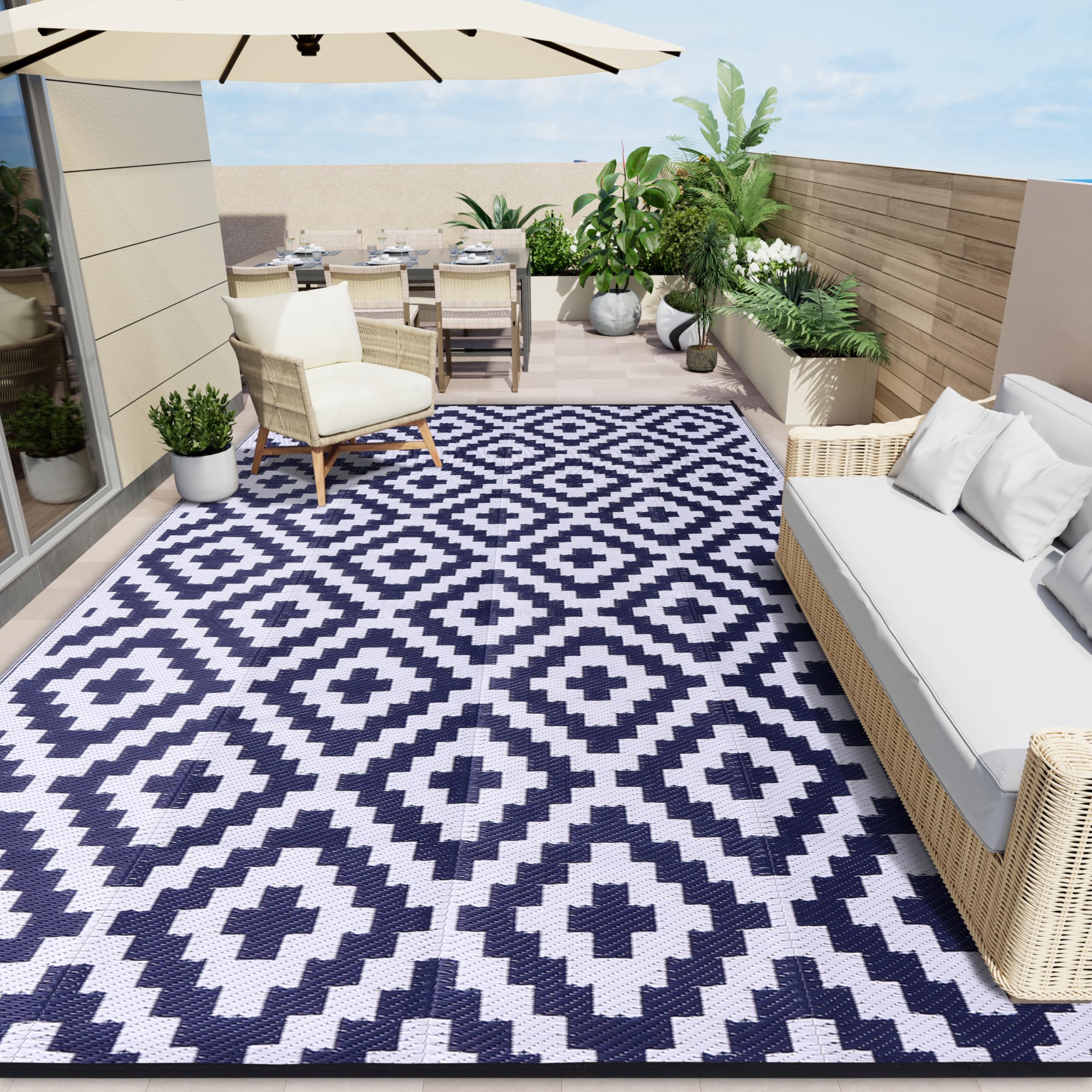 OLANLY Waterproof Outdoor Rug 5x8 ft, Outdoor Plastic Straw Rug for Camping, RV Mat Outside, Indoor Outdoor Carpet for Porch, Deck, Backyard, Balcony, Picnic, Black & White